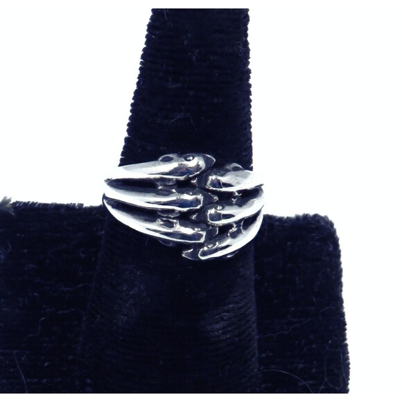 Vintage Sterling Silver Ring Sz 8 with 3 Dolphins for Women, Mother's Day Gift - Picture 5 of 8